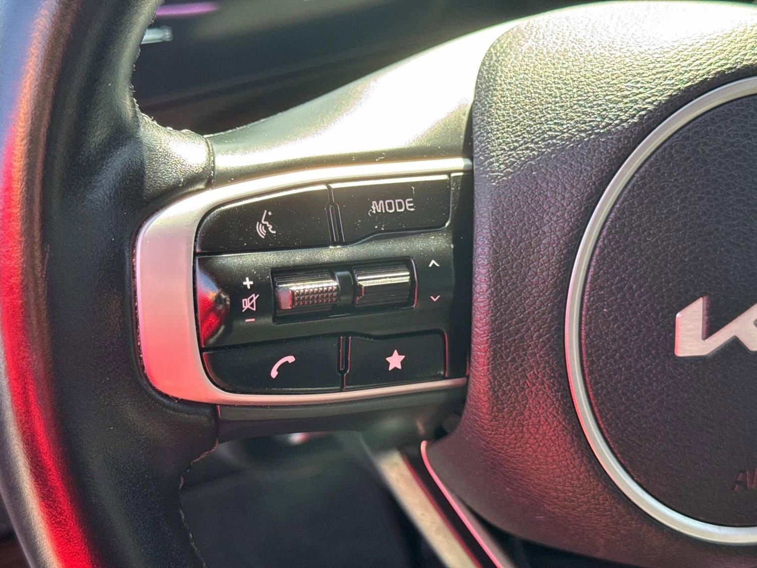 Used 2023 Kia Sportage EX image 28