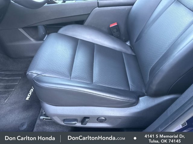 Used 2025 Nissan Rogue SV w/ SV Premium Package AWD/4WD image 26