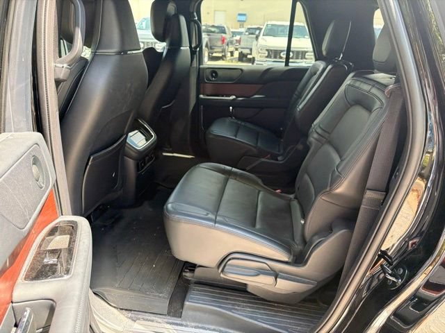 Used 2023 Lincoln Navigator L Reserve AWD/4WD image 15