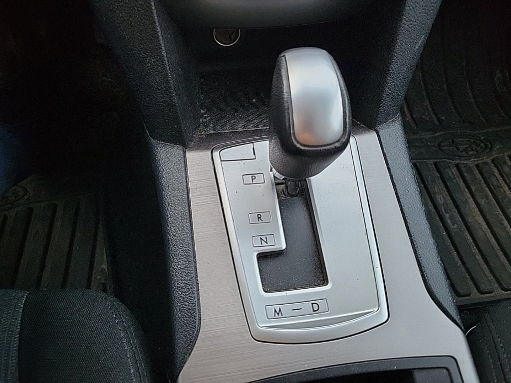 Used 2013 Subaru Outback 2.5i Premium image 12