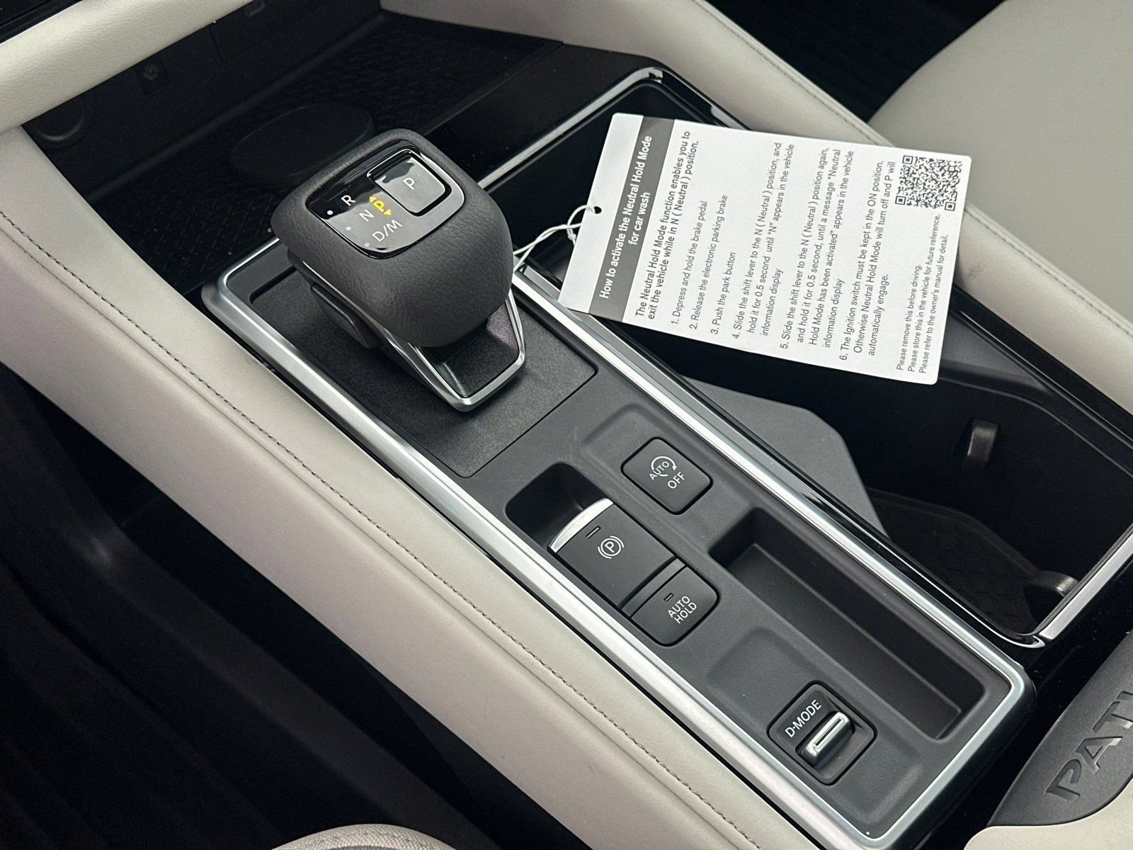 New 2026 Nissan Pathfinder SL image 30