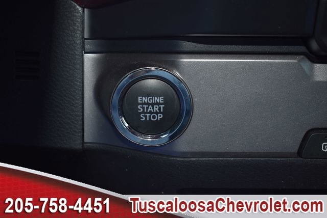 Used 2022 Toyota Tacoma Limited image 40