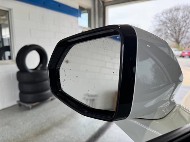 Used 2023 Chevrolet Blazer LT FWD image 24
