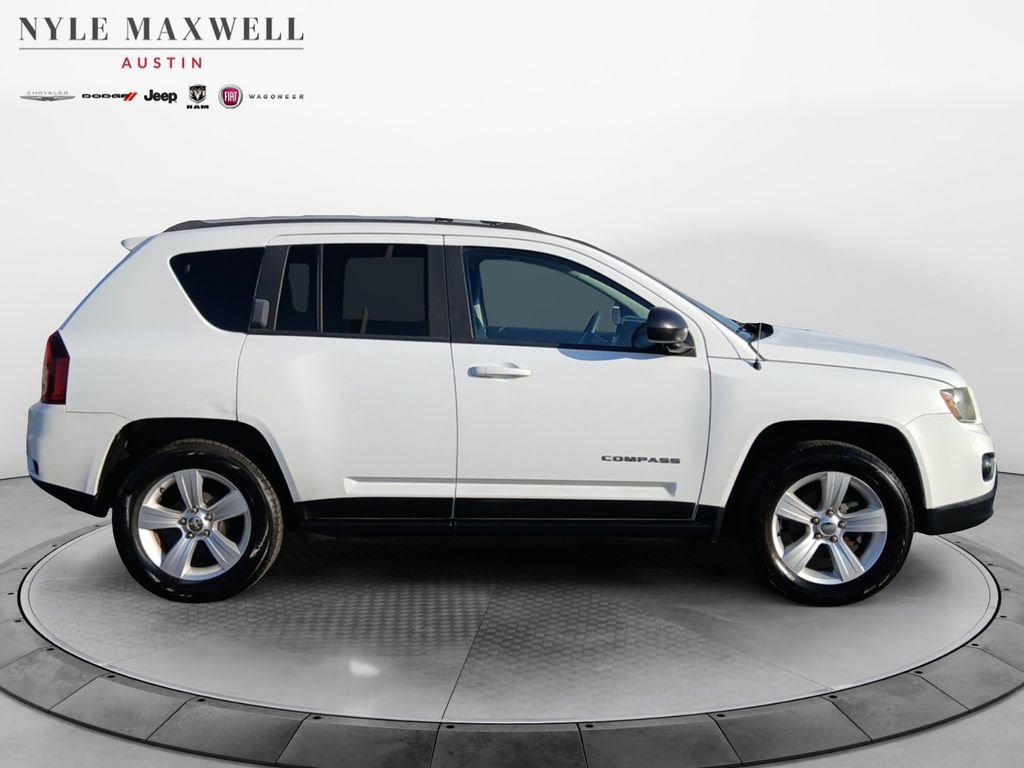 Used 2016 Jeep Compass Sport w/ Power Value Group FWD image 17