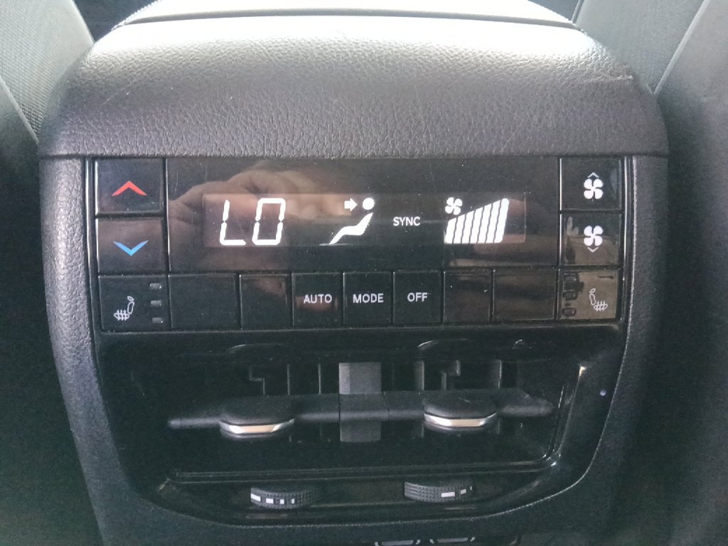 Used 2022 Jeep Grand Cherokee L Limited RWD image 28