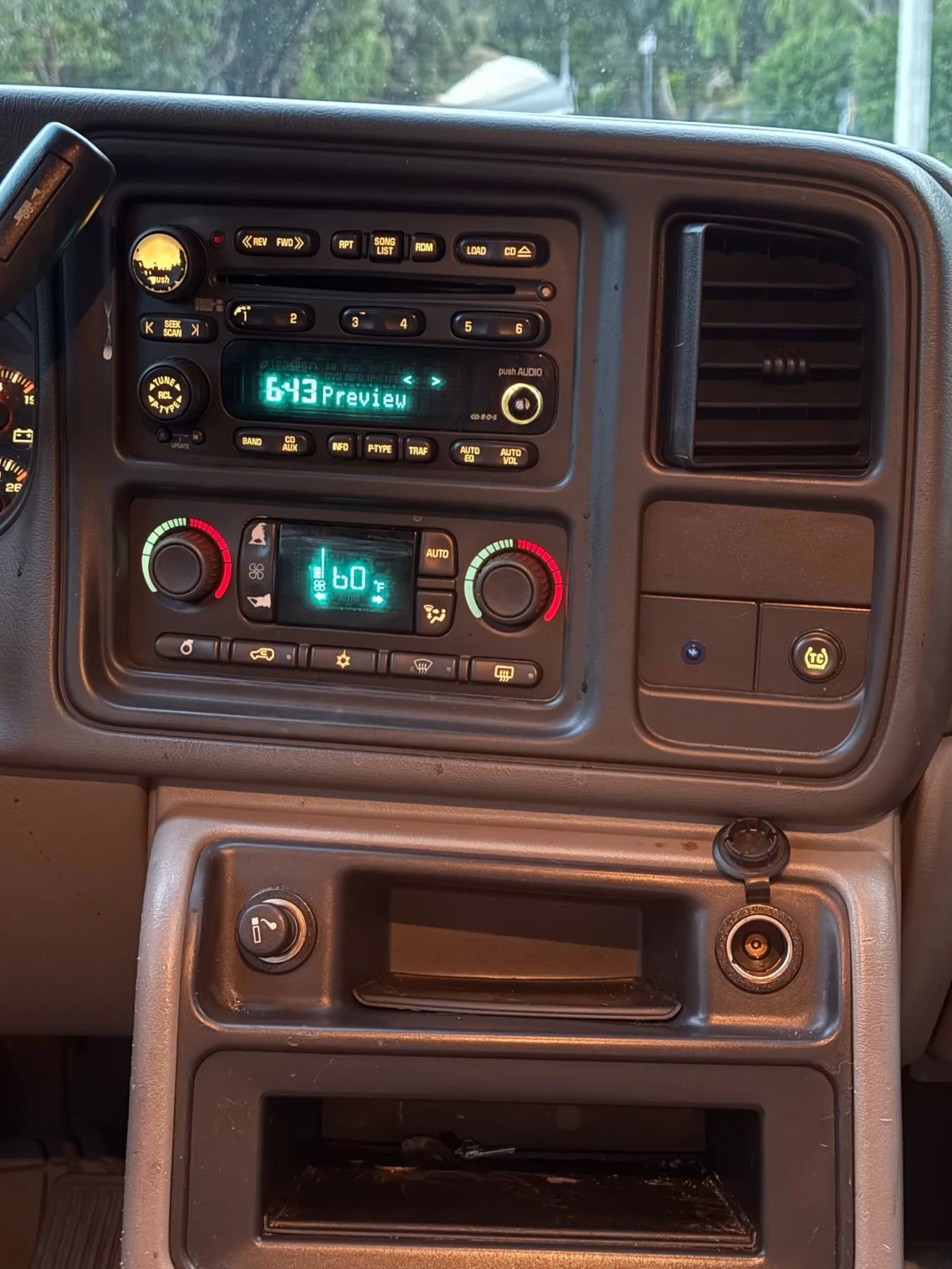 Used 2003 GMC Yukon SLT w/ 1SD Preferred Equipment Group image 26