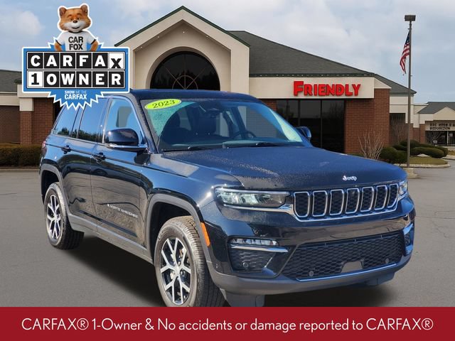 Used 2023 Jeep Grand Cherokee Limited w/ Luxury Tech Group II AWD/4WD image 2