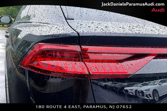 Used 2021 Audi Q8 Premium Plus w/ Premium Plus Package AWD/4WD image 22