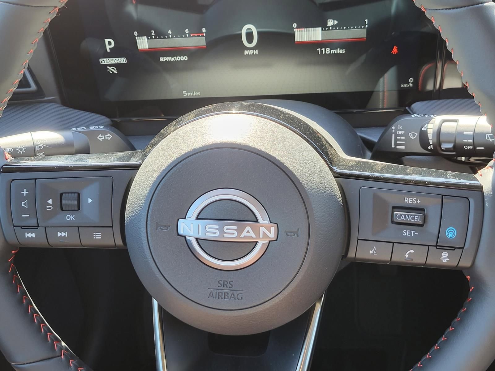 New 2026 Nissan Kicks SR w/ SR Premium Package FWD image 25