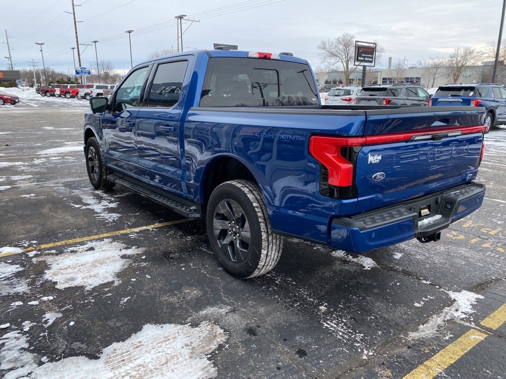 Used 2022 Ford F150 Lightning Lariat w/ Equipment Group 511A High image 3