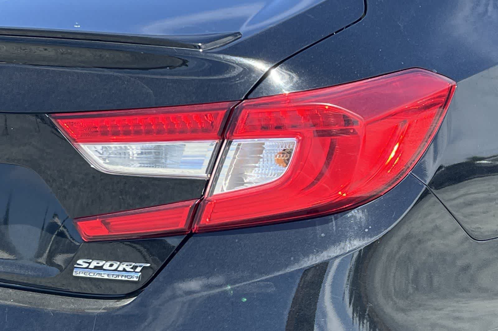 Used 2022 Honda Accord Sport Special Edition image 13