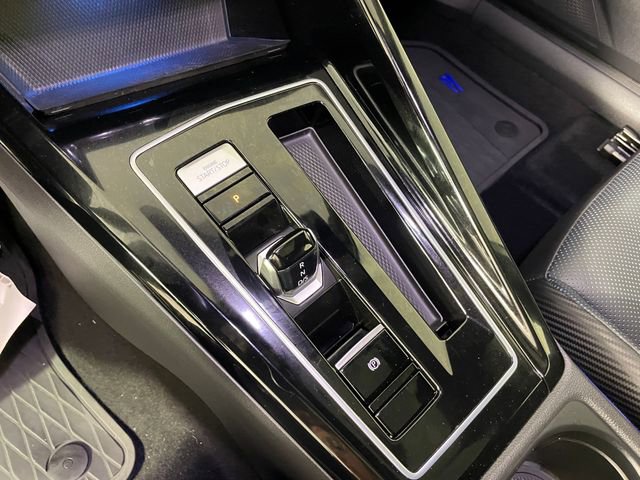Used 2023 Volkswagen Golf R AWD/4WD image 8