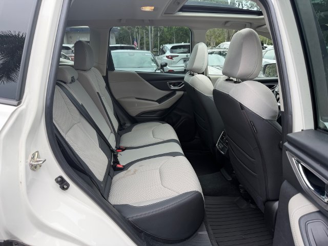 Used 2021 Subaru Forester Premium AWD/4WD image 17