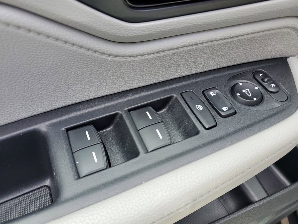 Used 2018 Honda Odyssey EX-L image 21