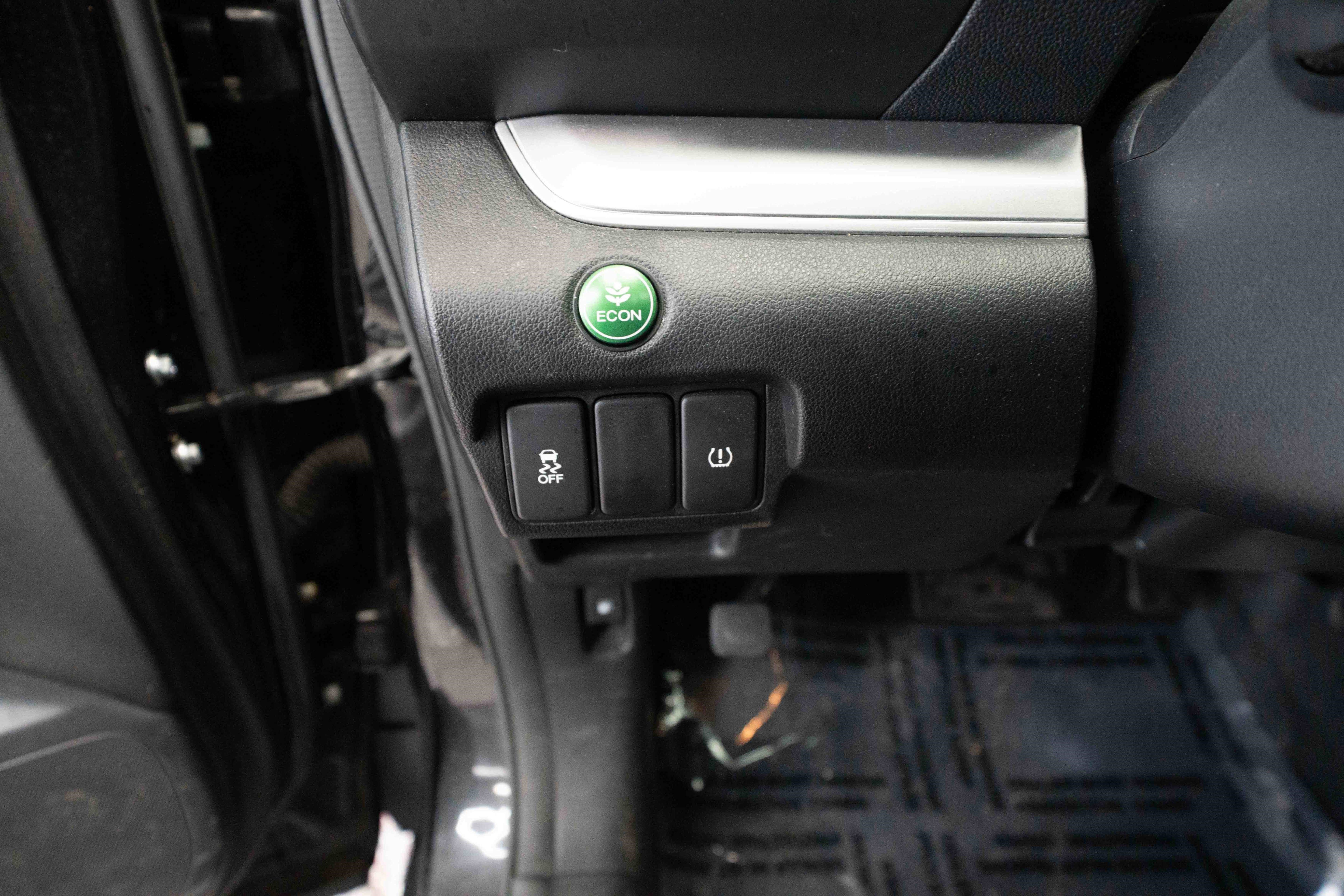 Used 2015 Honda CR-V EX image 11