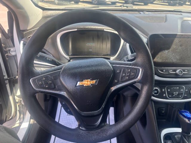 Used 2018 Chevrolet Volt LT FWD image 14