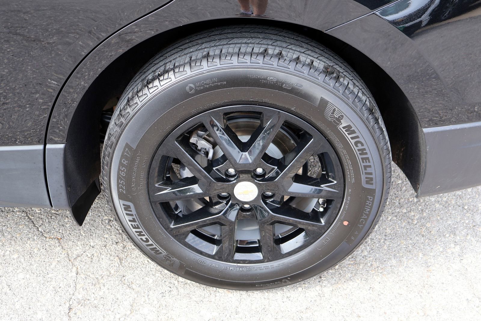 Used 2024 Chevrolet Equinox LS w/ LS Convenience Package FWD image 9