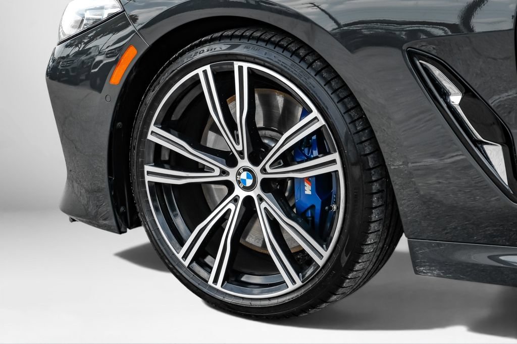 Used 2019 BMW M850i xDrive Coupe w/ Driving Assistance Package AWD/4WD image 43