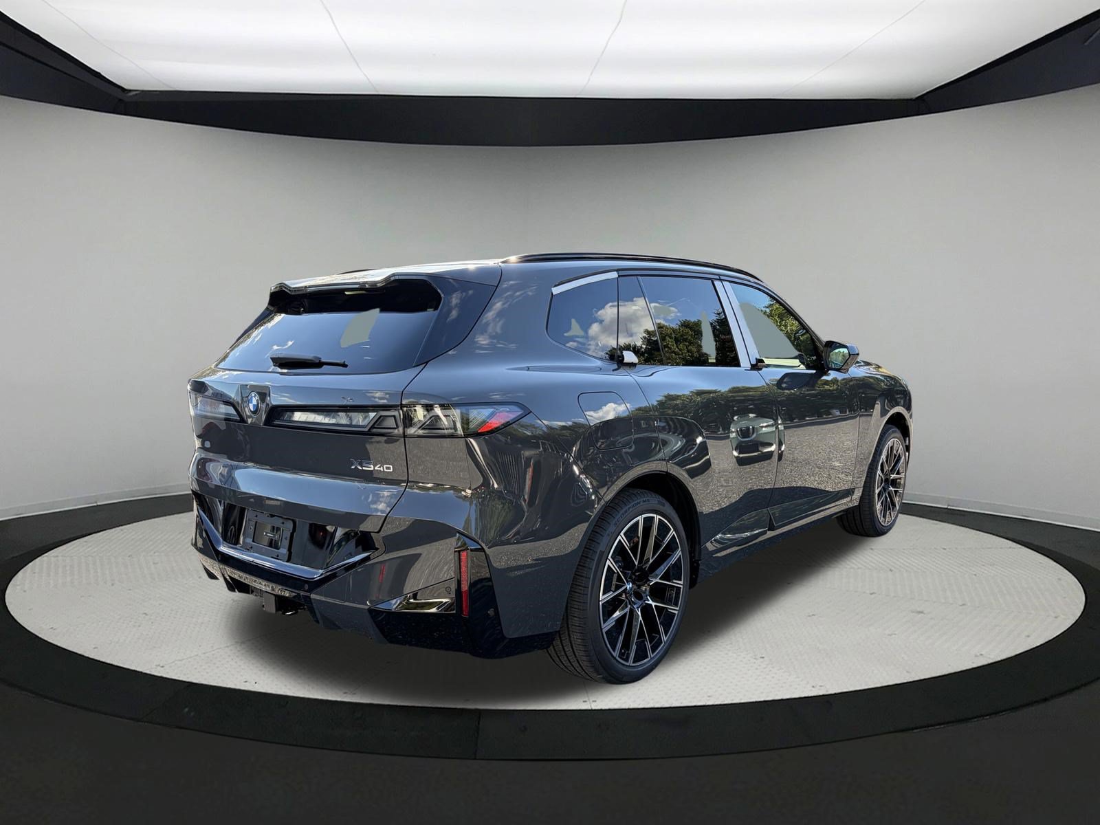 New 2027 BMW X5 xDrive40i w/ M Sport Professional Package AWD/4WD image 6