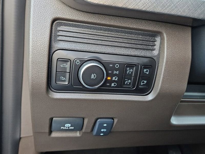 New 2026 Ford F250 King Ranch w/ Chrome Package image 30