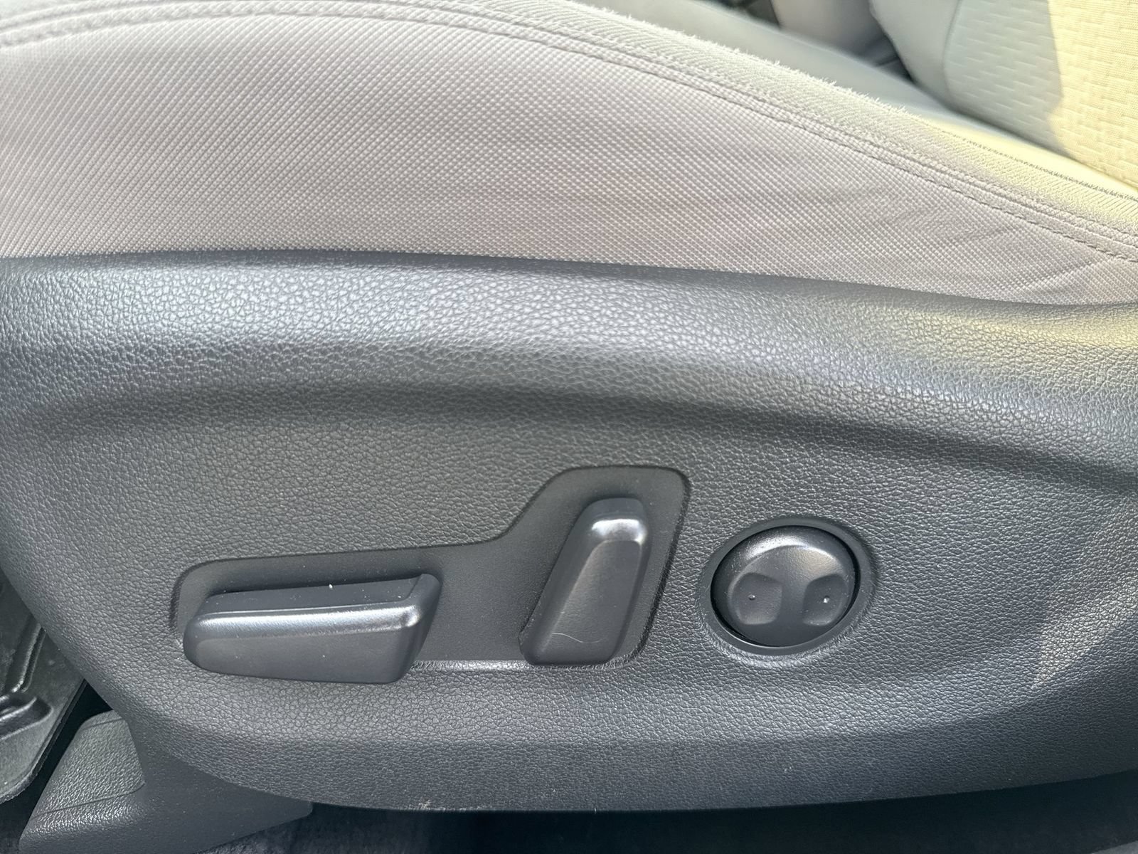 Used 2020 Hyundai Tucson Value AWD/4WD image 12