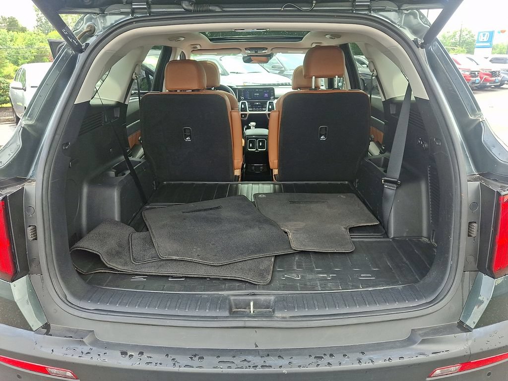 Used 2022 Kia Sorento SX Prestige w/ Rust Color Package AWD/4WD image 28