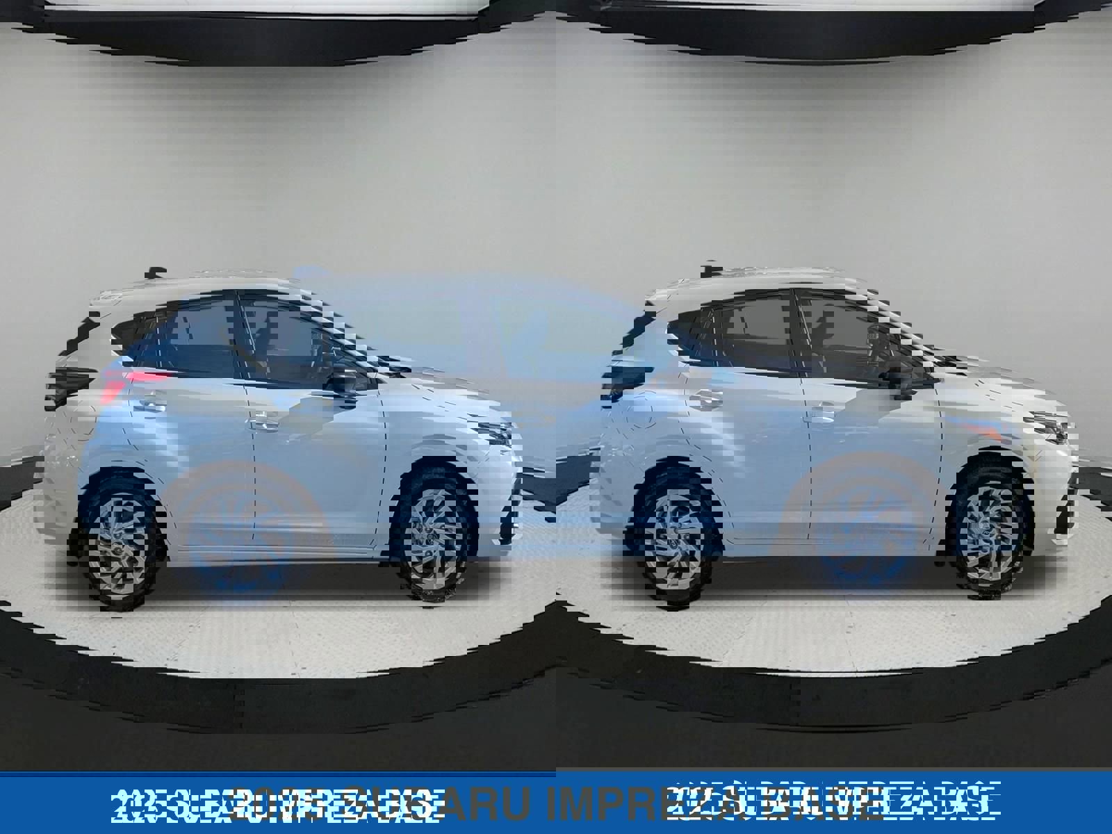 Certified 2025 Subaru Impreza 2.0i image 2