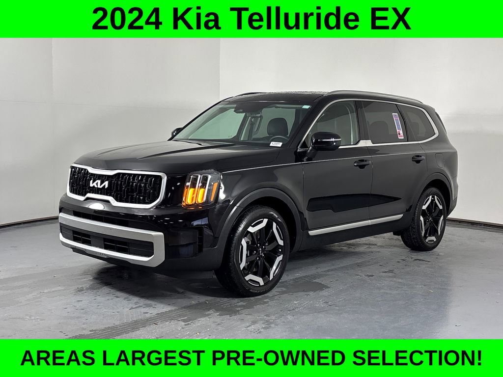 Used 2024 Kia Telluride EX w/ EX Captain's Chair Package image 3