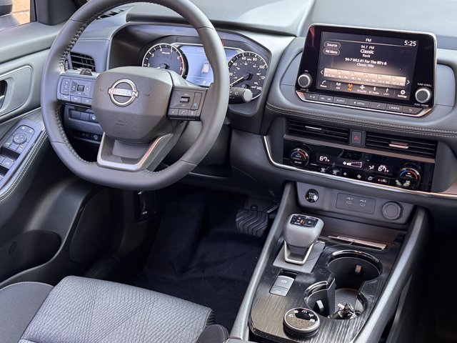 New 2025 Nissan Rogue SV image 16