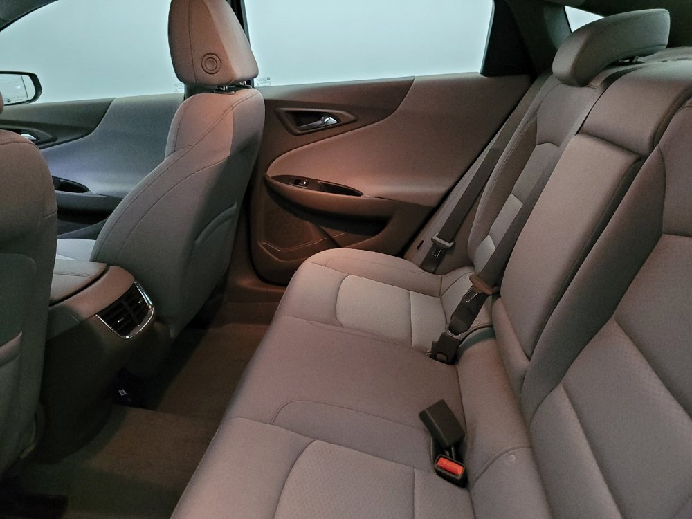 Used 2020 Chevrolet Malibu LT FWD image 18