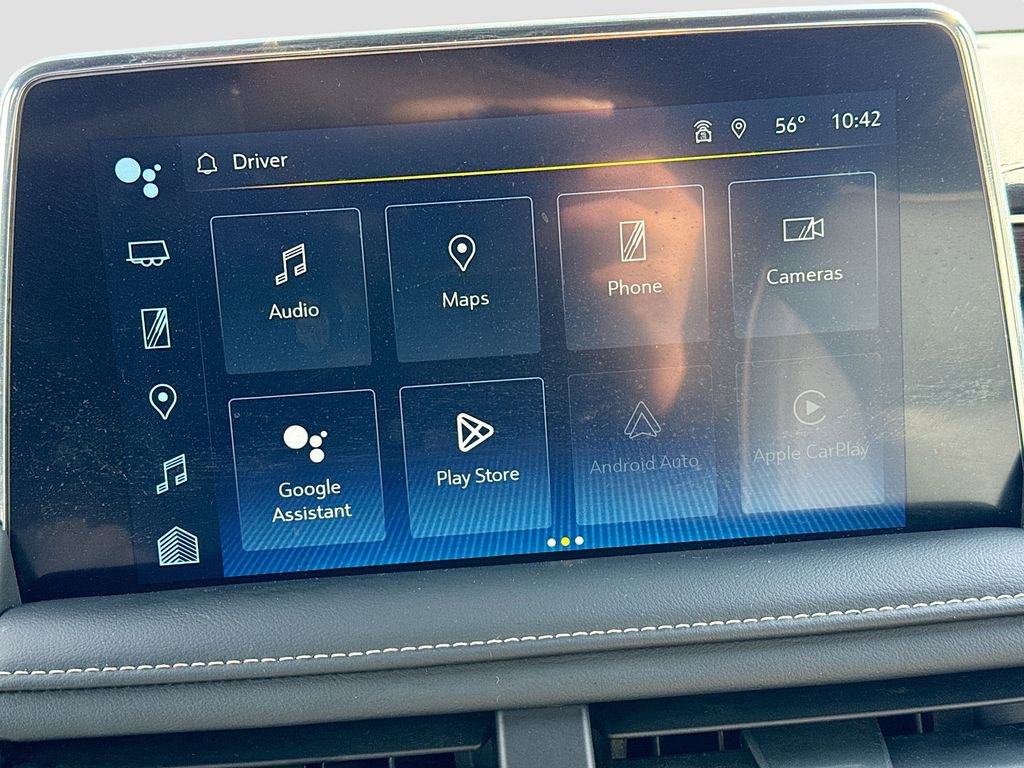 Used 2023 Chevrolet Suburban Premier image 14