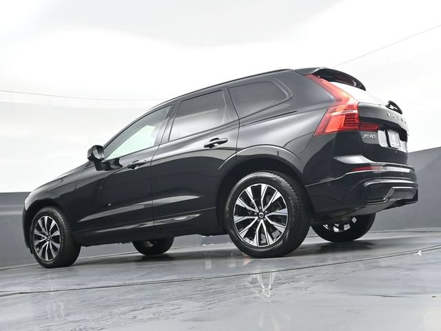 Used 2024 Volvo XC60 B5 Plus AWD/4WD image 34