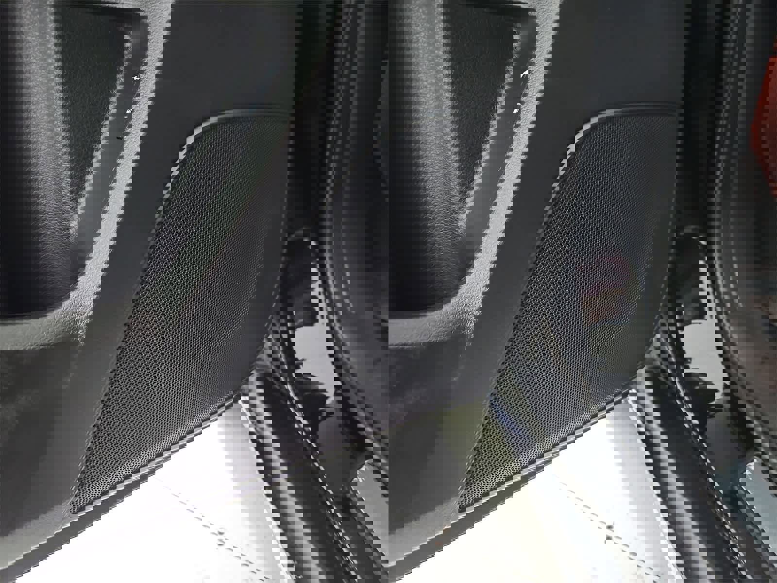 Used 2018 Acura MDX SH-AWD image 32