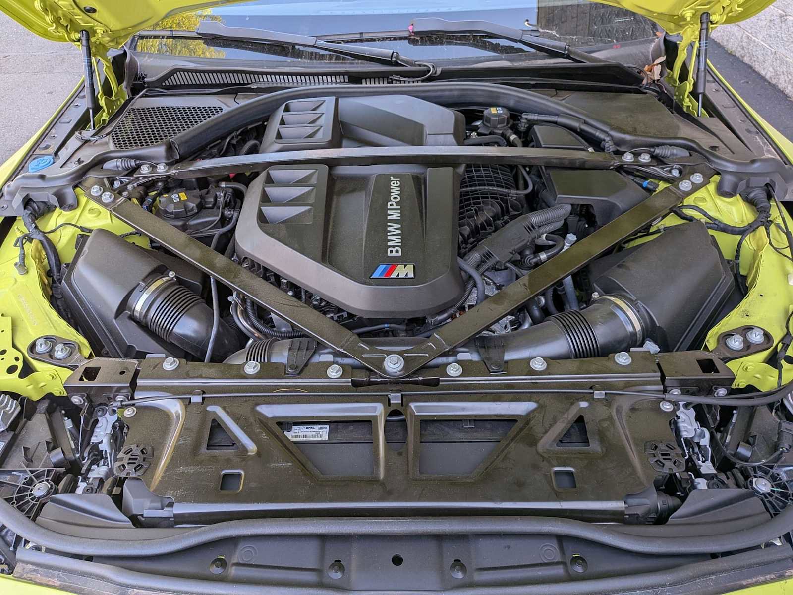 Used 2022 BMW M4 xDrive Competition w/ Executive Package AWD/4WD image 16