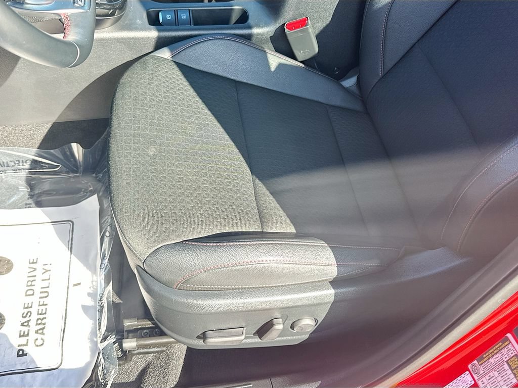 Used 2025 Kia Soul GT-Line w/ GT-Line Technology Package FWD image 20