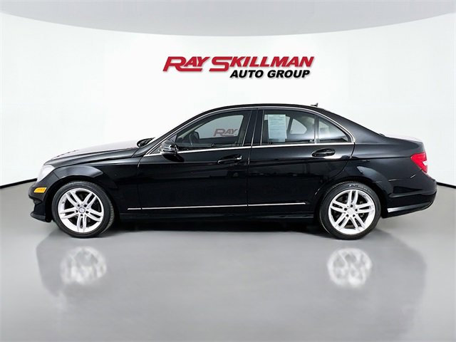 Used 2014 Mercedes-Benz C 300 4MATIC Sedan image 4