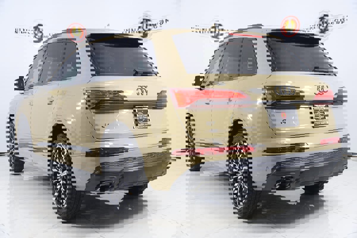 Used 2025 Audi Q7 2.0T Premium Plus w/ Premium Plus Package image 5