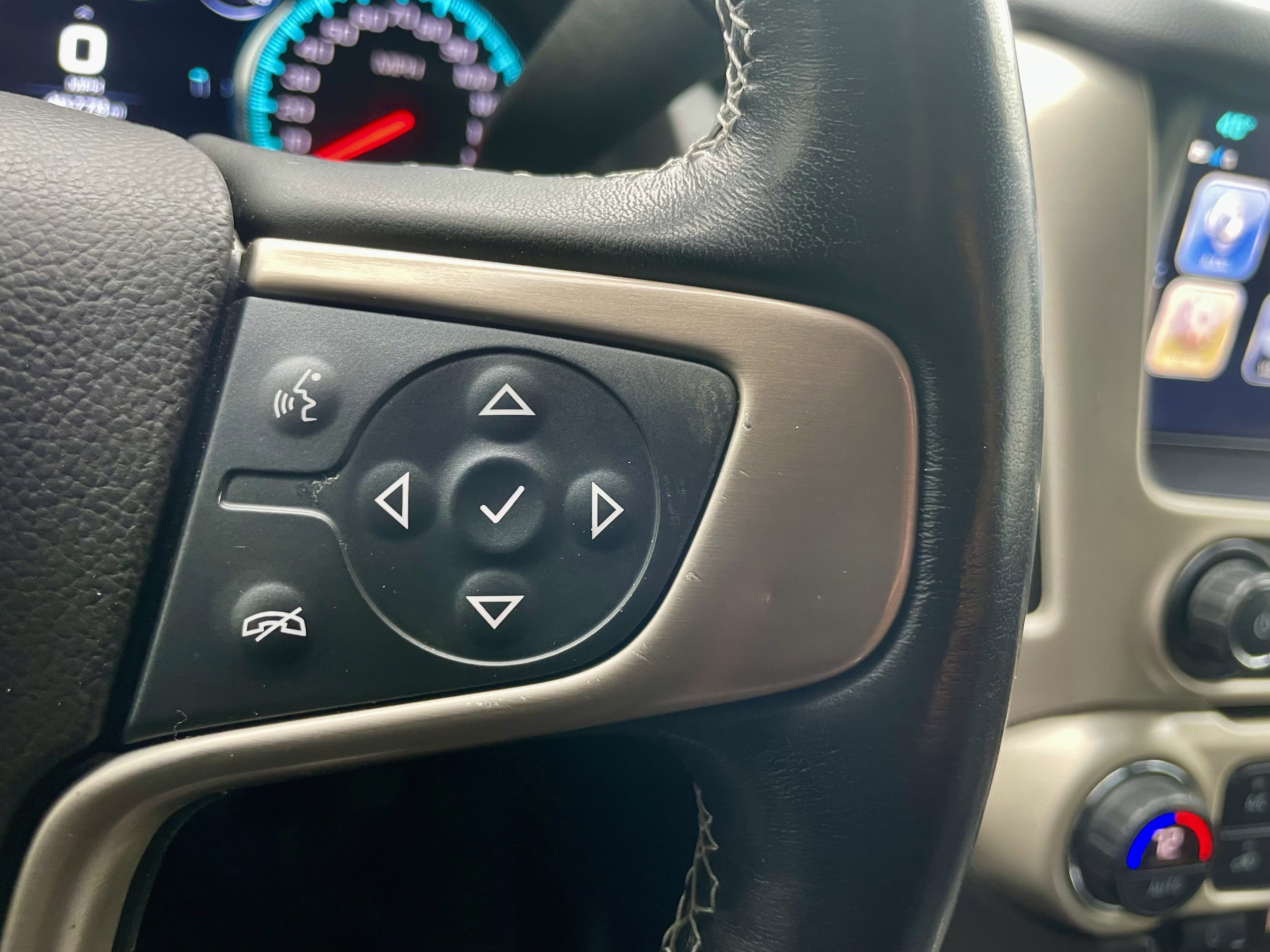 Used 2020 GMC Yukon Denali w/ Open Road Package image 22