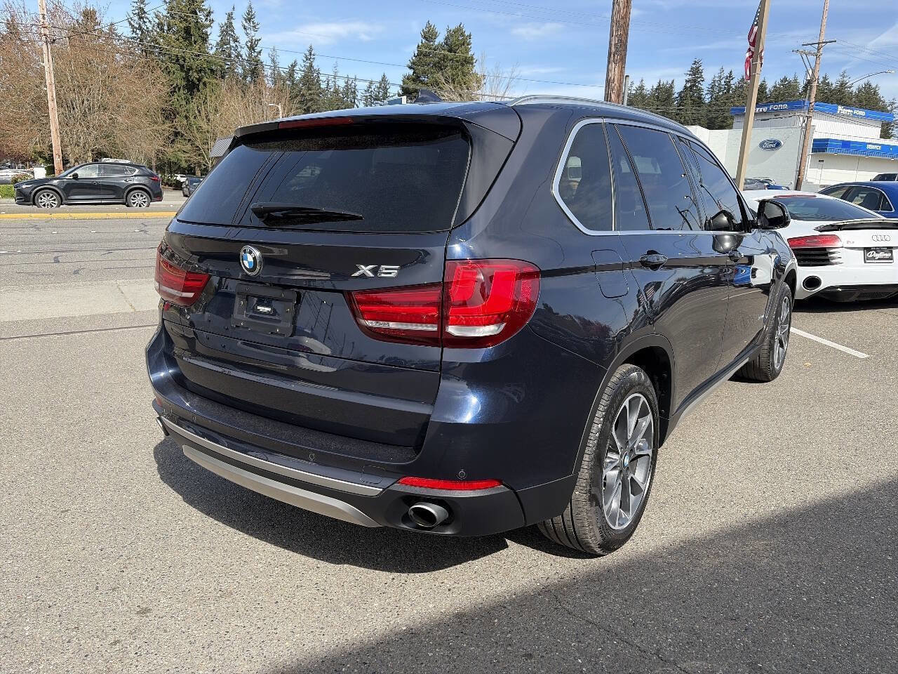 Used 2017 BMW X5 xDrive35i w/ Premium Package image 12