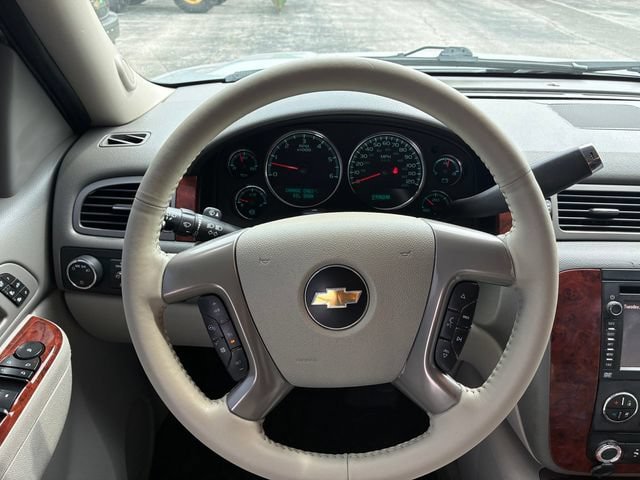 Used 2014 Chevrolet Tahoe LTZ AWD/4WD image 18