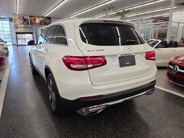 Used 2017 Mercedes-Benz GLC 300 image 6
