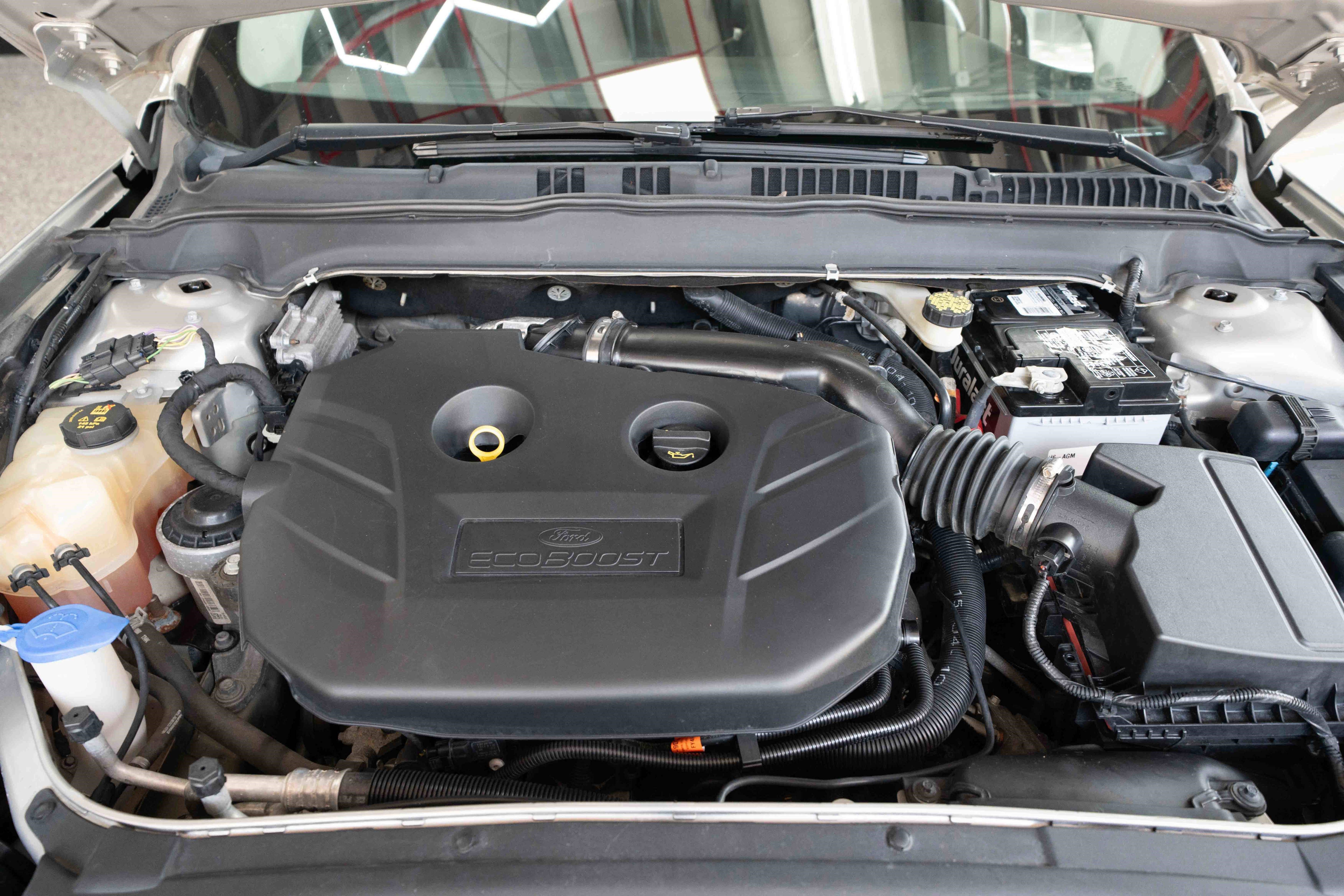 Used 2016 Ford Fusion Titanium image 30