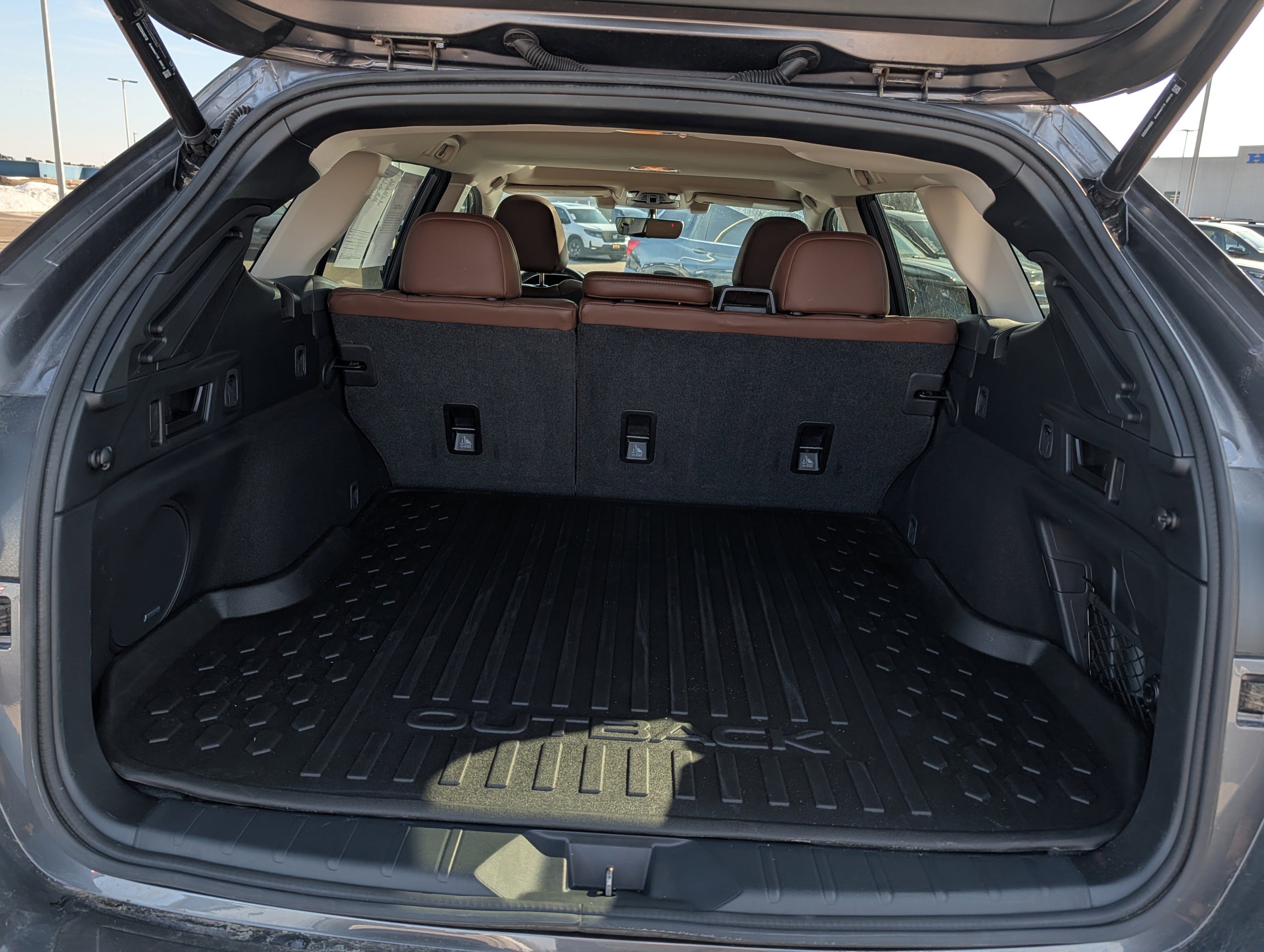 Used 2022 Subaru Outback Touring image 17