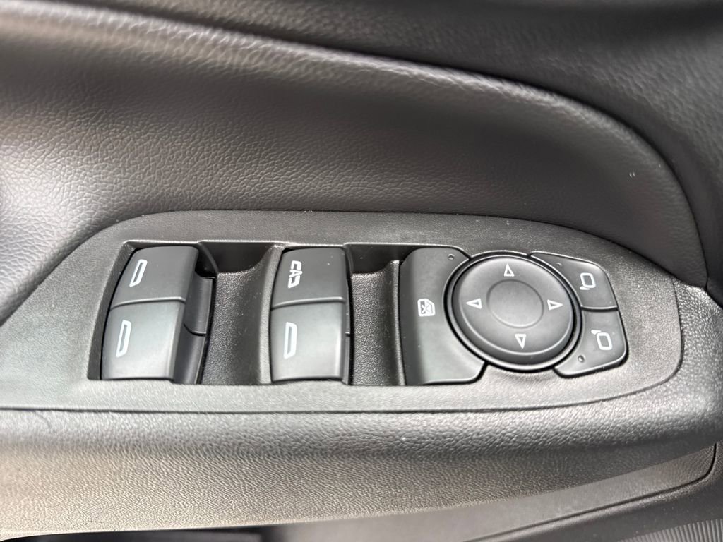 Used 2022 Chevrolet Equinox LT image 15