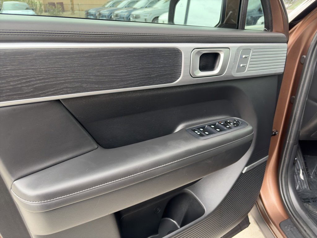 Used 2024 Hyundai Santa Fe Limited FWD image 29
