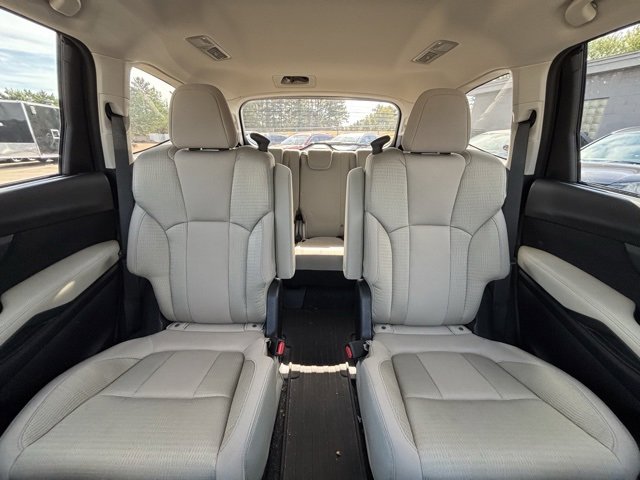 Used 2021 Subaru Ascent Premium w/ Convenience Package image 19