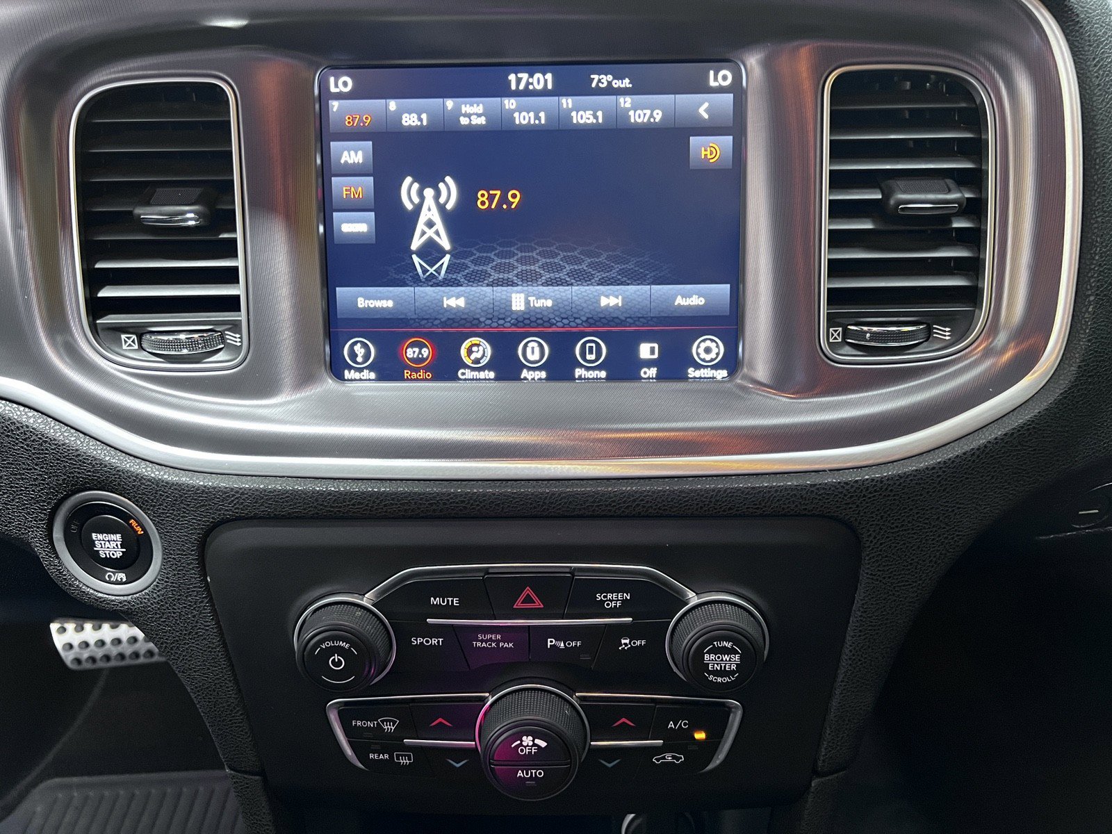 Used 2019 Dodge Charger GT image 21