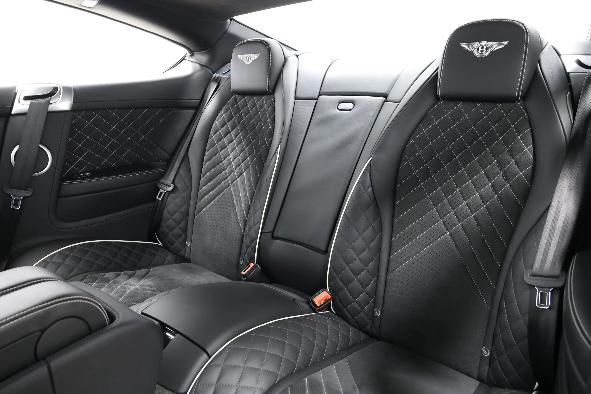 Used 2017 Bentley Continental GT Supersports image 3