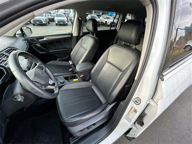 Used 2022 Volkswagen Tiguan SE image 18