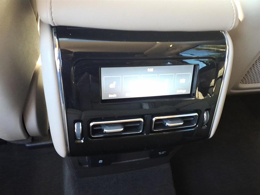 Used 2023 Lincoln Aviator Reserve w/ Equipment Group 201A AWD/4WD image 13